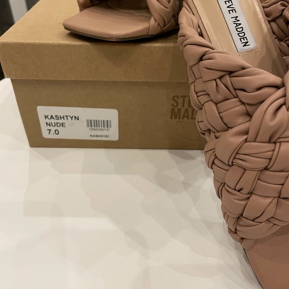 Steve Madden: MARINA TAN - Picture 4 of 6